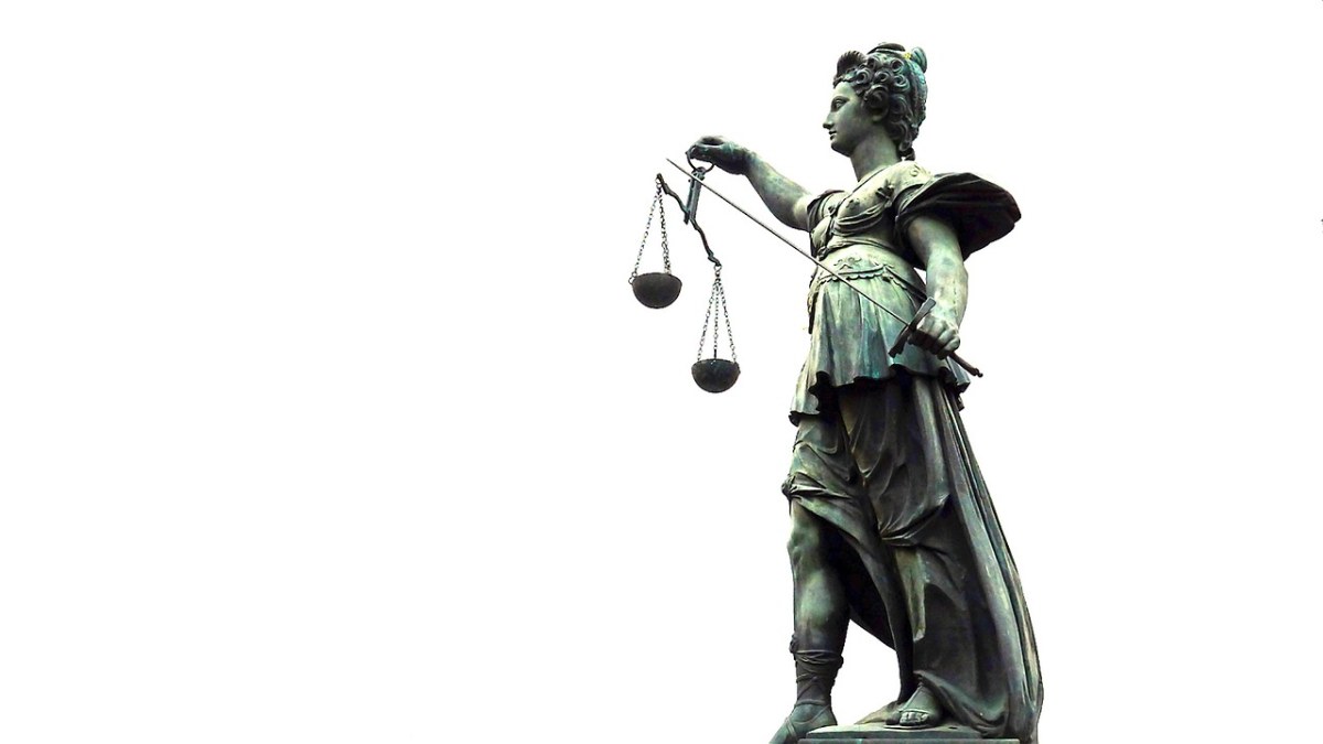 非法经营罪一般怎么判刑_非法处置危险废物罪怎么判刑_非法狩猎罪多少只判刑